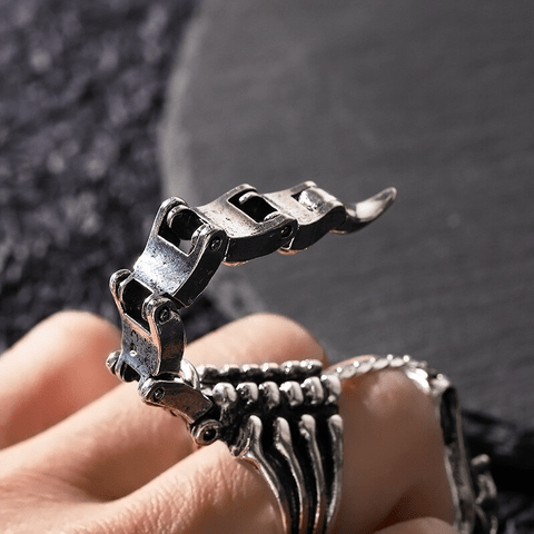 2 main timlee r050 new personality retro scorpion alloy finger ringsfashion jewelry